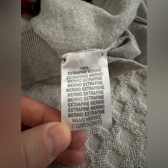 Burberry Golf Long Sleeve V-Neck Argyle Sweater Grey Red Black Merino Wool Small - Picture 12 of 16